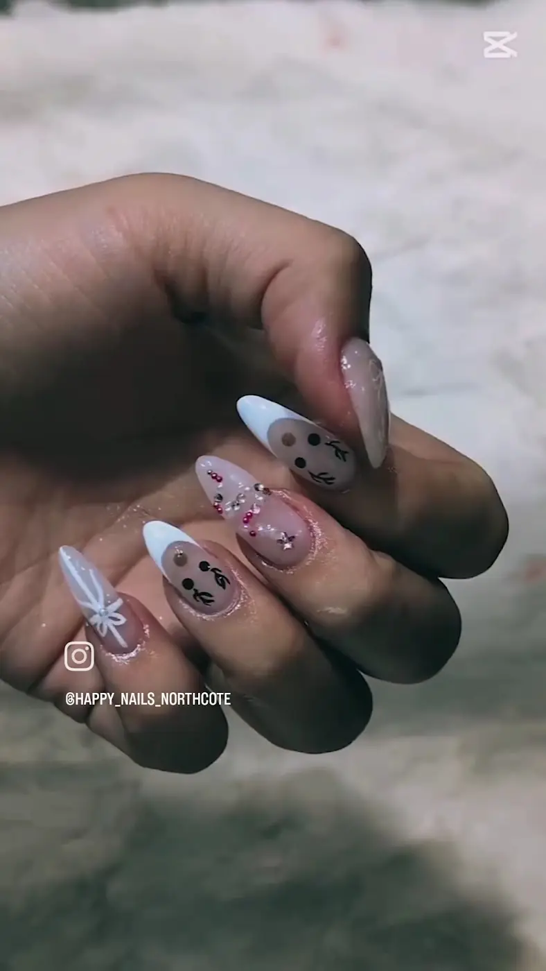 Nail art & French tips