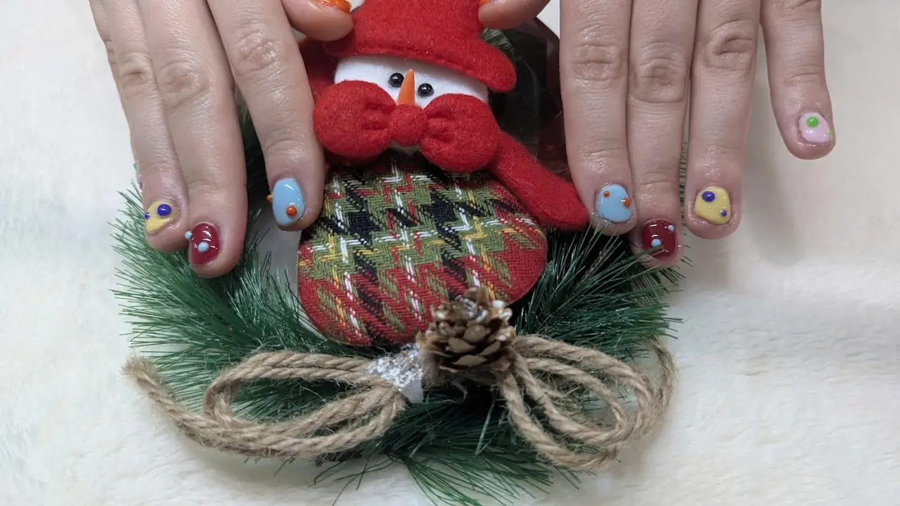 Red and green festive nail art
